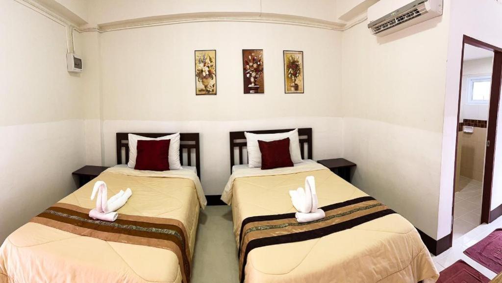 Rueangrat Hotel Ранонг Экстерьер фото