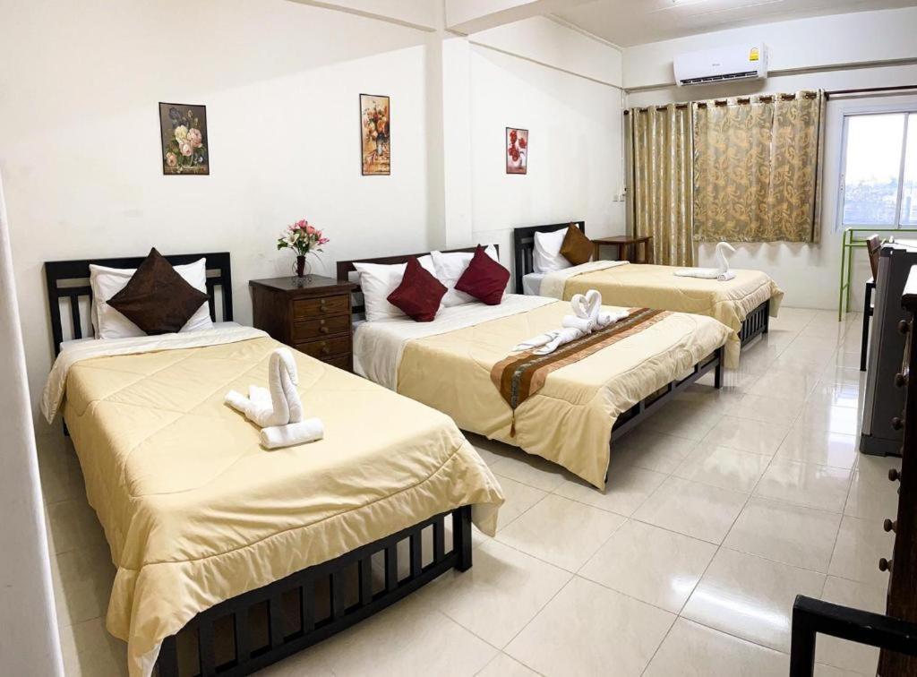 Rueangrat Hotel Ранонг Экстерьер фото