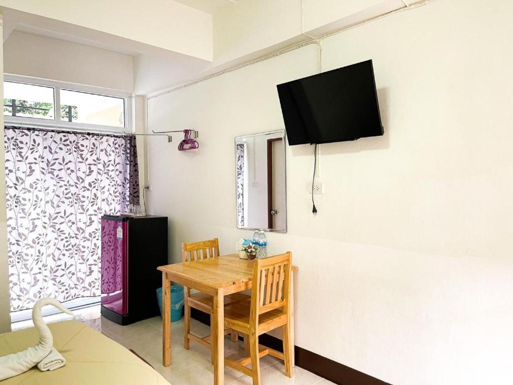 Rueangrat Hotel Ранонг Экстерьер фото