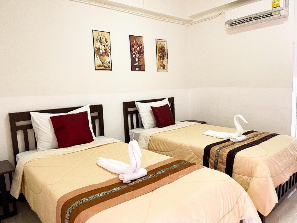 Rueangrat Hotel Ранонг Экстерьер фото